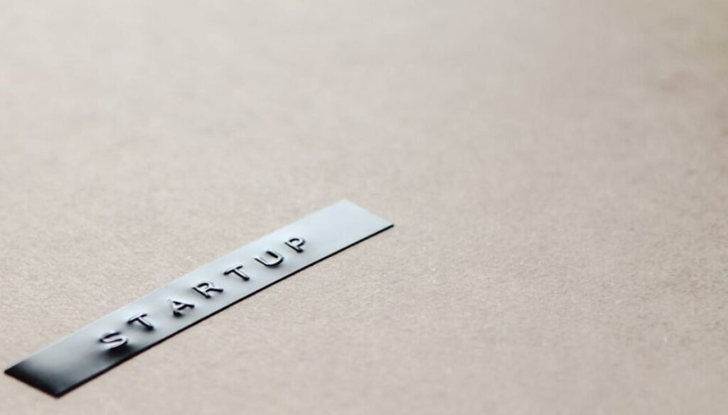 10 Essential Steps for Successfully Starting a Business in 2025