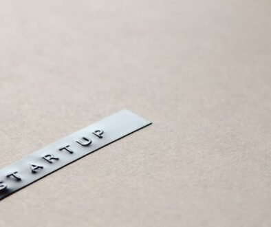 10 Essential Steps for Successfully Starting a Business in 2025