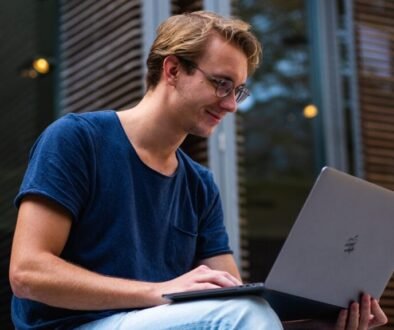 small-business-team-collaboration-tech